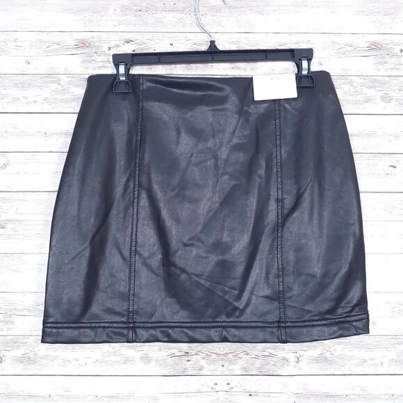 Tinseltown Faux Leather Skirt M Black Zippers 982 - Picture 2 of 7